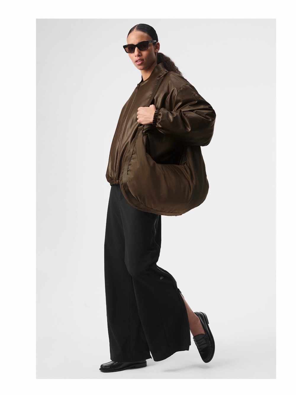 ALO Yoga Women’s Dark Brown Faux-Leather Bomber puffer Jacket size S